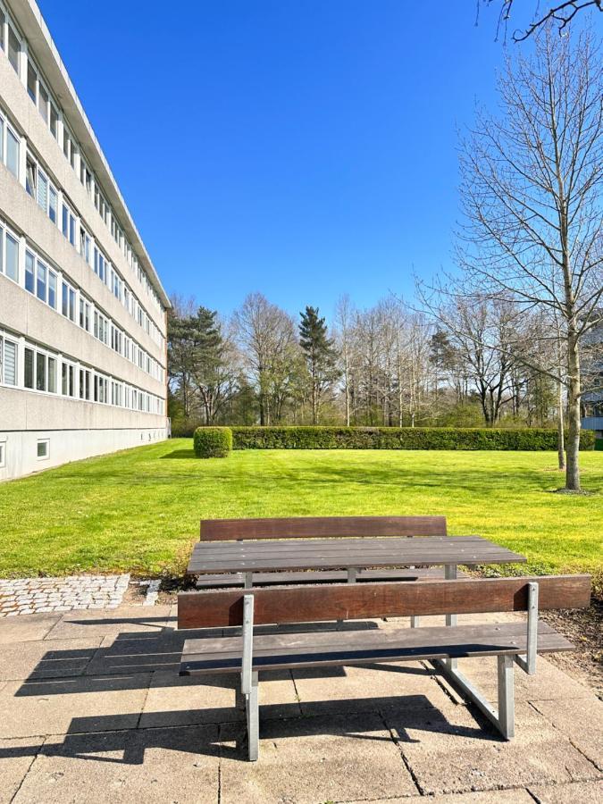 Privat One Bedroom Apartment With Free Parking Odense Exterior foto